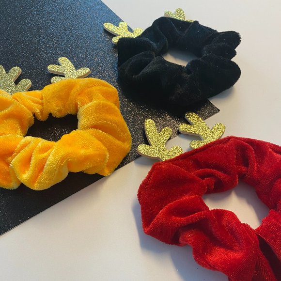 Reindeer Hair Scrunchies - Set of 3 - Picture 2 of 3